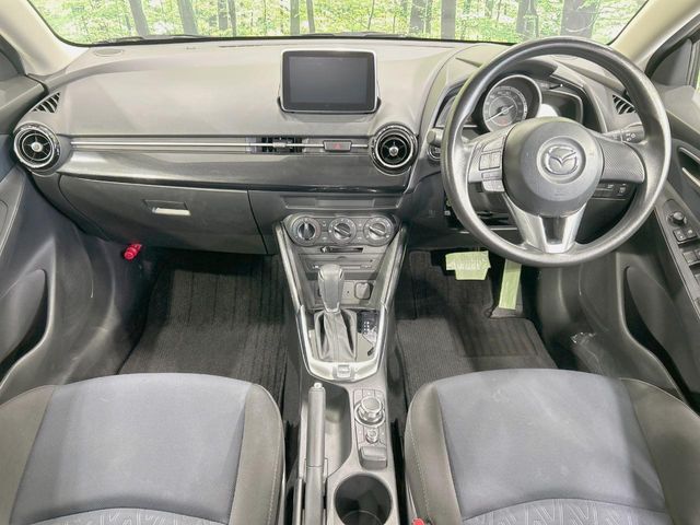 MAZDA DEMIO 2015 Image 31