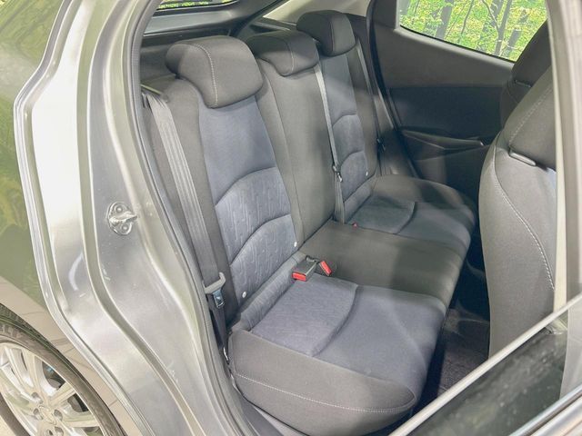 MAZDA DEMIO 2015 Image 31