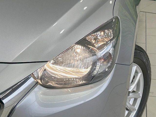 MAZDA DEMIO 2015 Image 31