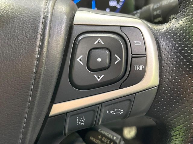 TOYOTA HARRIER HYBRID 2017 Image 31