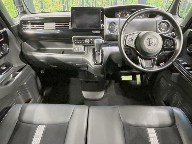 HONDA N BOX CUSTOM 2021 Image 31