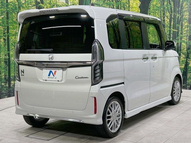 HONDA N BOX CUSTOM 2021 Image 31