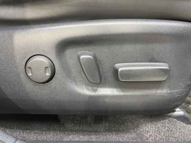 TOYOTA HARRIER 2WD 2017 Image 31