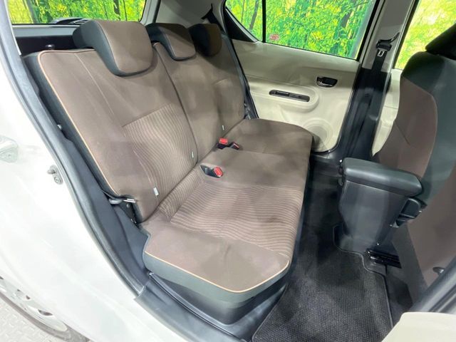 TOYOTA AQUA 2013 Image 31