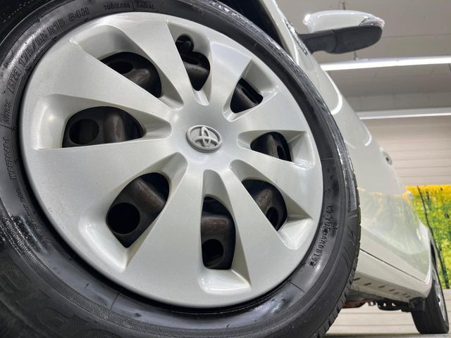 TOYOTA AQUA 2013 Image 31