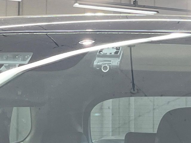 MITSUBISHI OUTLANDER PHEV 2018 Image 31