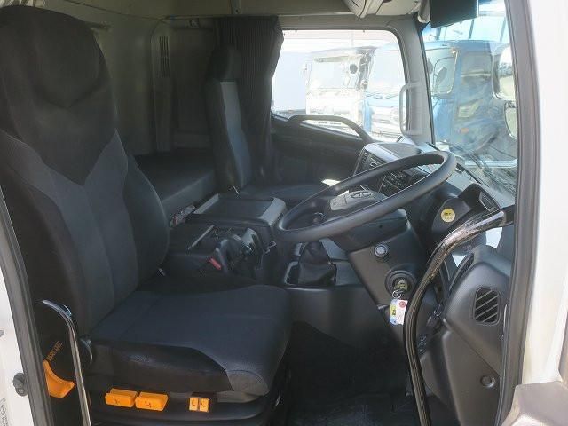 HINO PROFIA 2016 Image 31