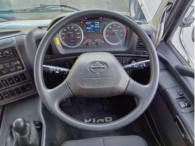 HINO PROFIA 2016 Image 31