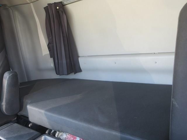 HINO PROFIA 2016 Image 31