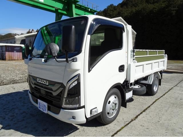 ISUZU ELF 2026 Image 31