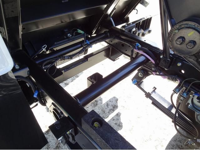 ISUZU ELF 2026 Image 31