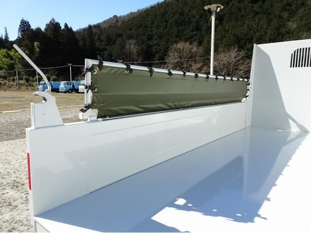 ISUZU ELF 2026 Image 31