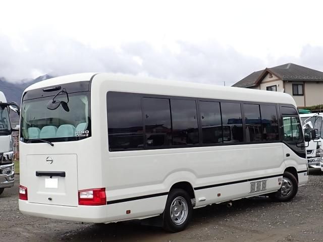 HINO LIESSE 2017 Image 31