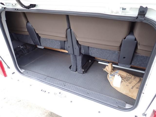 HINO LIESSE 2017 Image 31