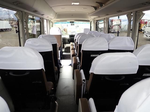 HINO LIESSE 2017 Image 31