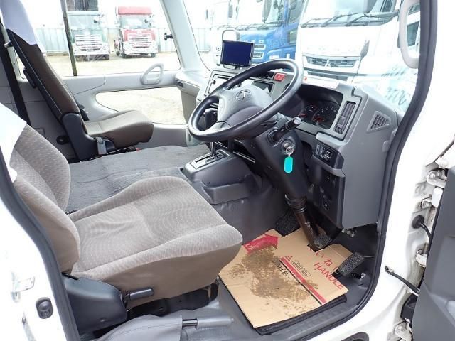 HINO LIESSE 2017 Image 31