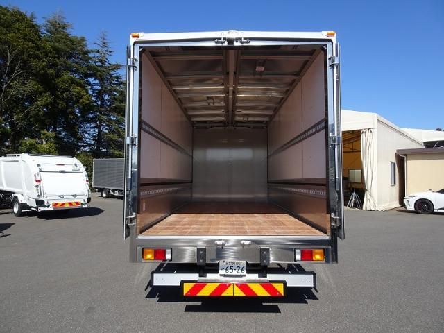 MITSUBISHI FUSOU FIGHTER 2025 Image 31