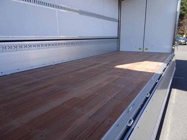 MITSUBISHI FUSOU FIGHTER 2025 Image 31