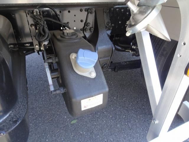 MITSUBISHI FUSOU FIGHTER 2025 Image 31