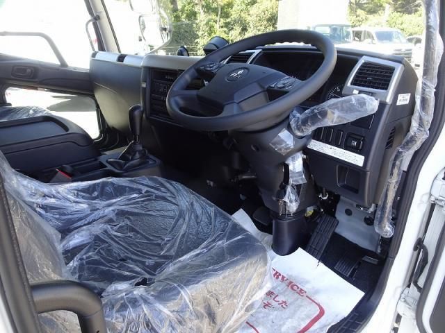 MITSUBISHI FUSOU FIGHTER 2025 Image 31