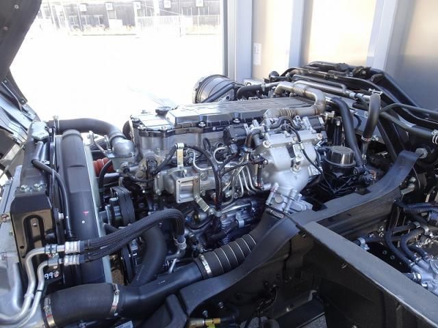 MITSUBISHI FUSOU FIGHTER 2025 Image 31