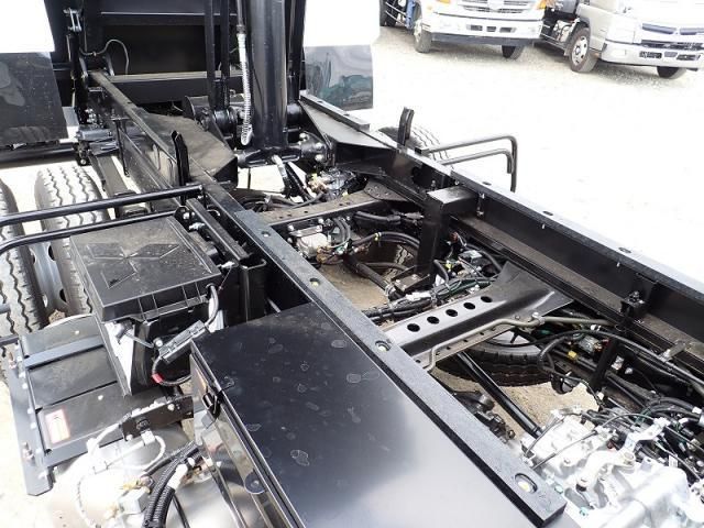 MITSUBISHI FUSOU FIGHTER 2025 Image 31