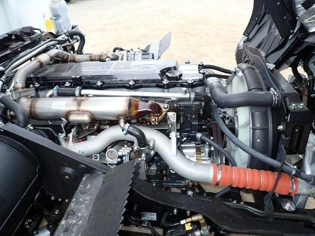 MITSUBISHI FUSOU FIGHTER 2025 Image 31