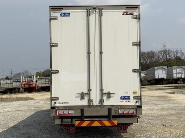 ISUZU GIGA 2019 Image 31