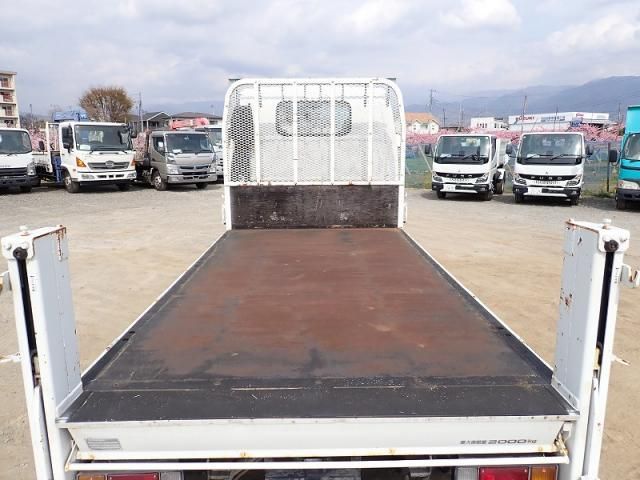 NISSAN ATLAS 2004 Image 31