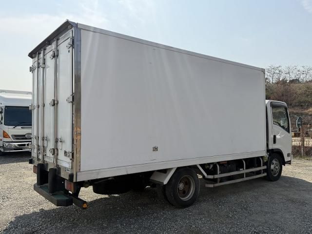 ISUZU ELF 2015 Image 31