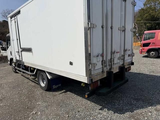 ISUZU ELF 2015 Image 31