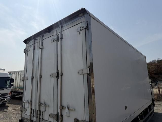 ISUZU ELF 2015 Image 31