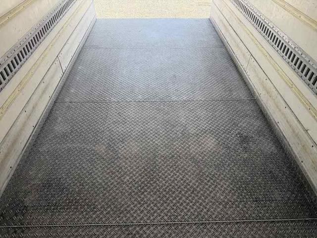 ISUZU ELF 2015 Image 31