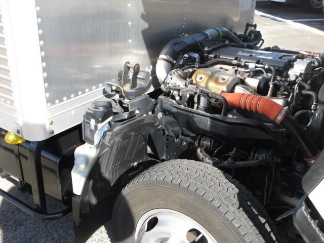 ISUZU ELF 2019 Image 31