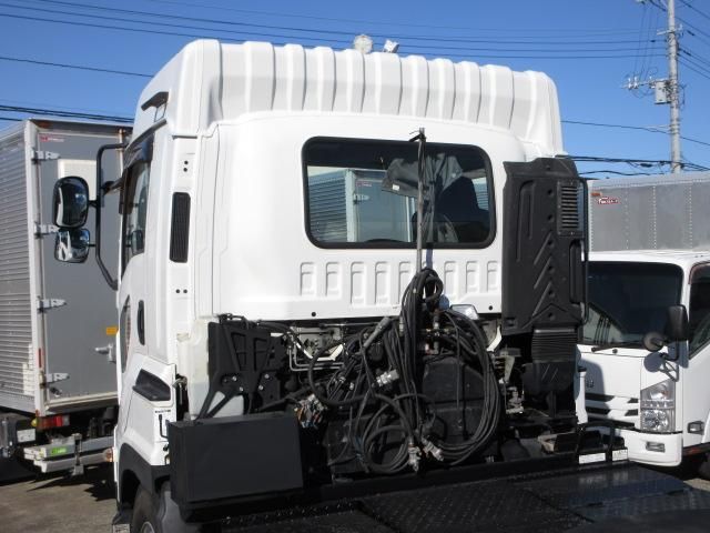 ISUZU GIGA 2018 Image 31