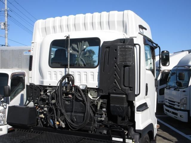 ISUZU GIGA 2018 Image 31