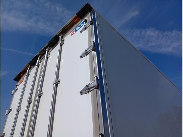 MITSUBISHI FUSOU SUPER GREAT 2019 Image 31