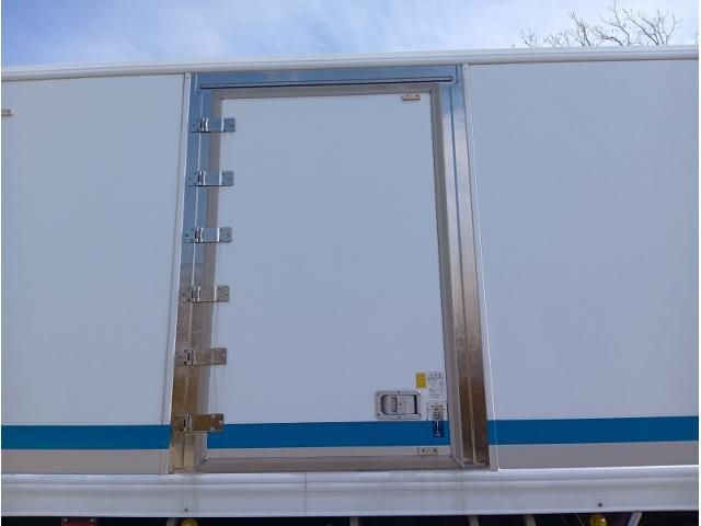 MITSUBISHI FUSOU SUPER GREAT 2019 Image 31