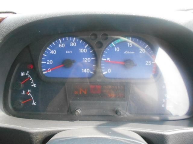 NISSAN DIESEL QUON 2009 Image 31