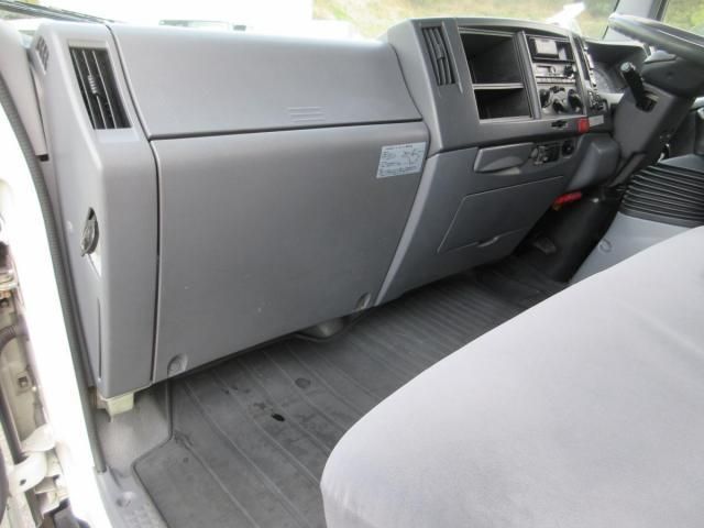 ISUZU ELF 2012 Image 31