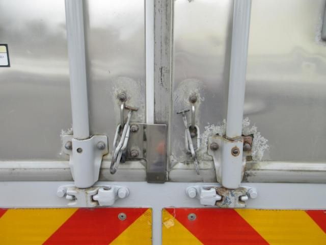 ISUZU ELF 2012 Image 31