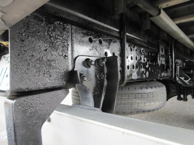 ISUZU ELF 2012 Image 31