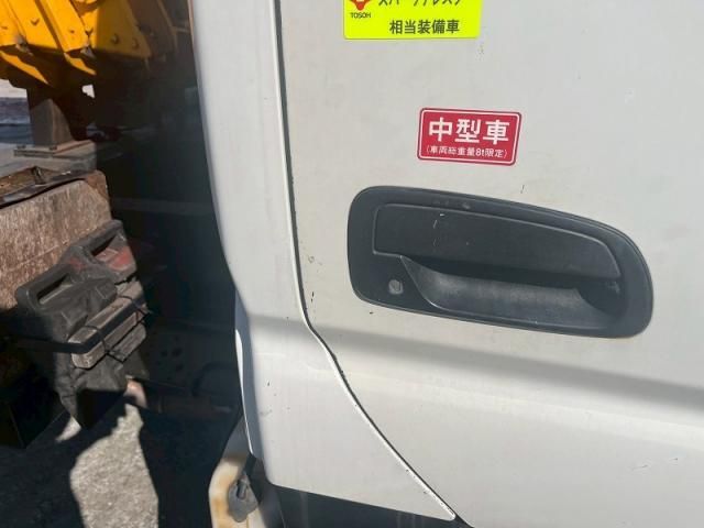 HINO DUTRO 2009 Image 31