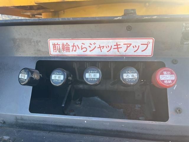 HINO DUTRO 2009 Image 31