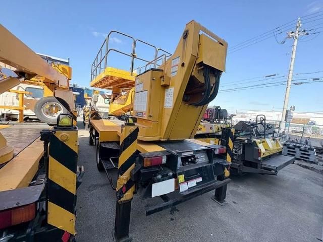 HINO DUTRO 2010 Image 31