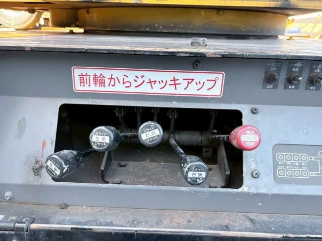 HINO DUTRO 2010 Image 31