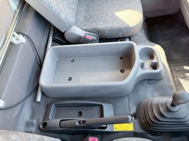 HINO DUTRO 2010 Image 31