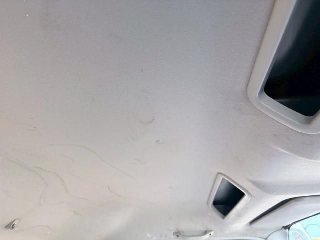 HINO DUTRO 2010 Image 31