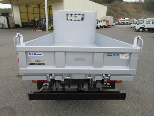 MITSUBISHI CANTER 2023 Image 31