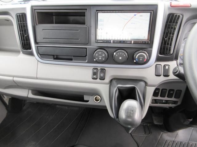 MITSUBISHI CANTER 2023 Image 31